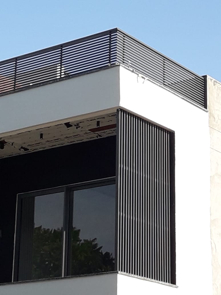 Front Railing